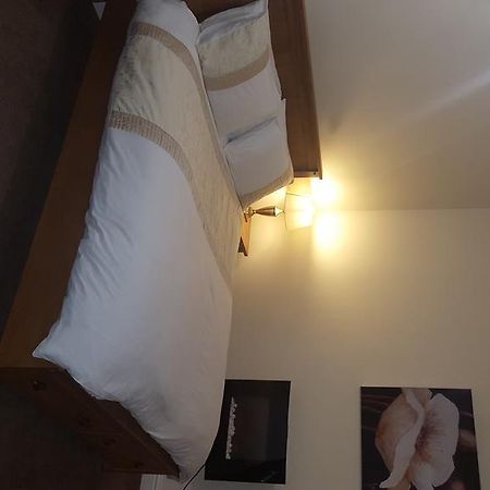 Roosecote Guest House Barrow-in-Furness Exteriör bild