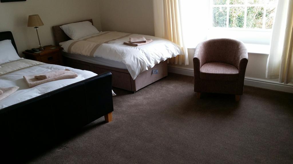 Roosecote Guest House Barrow-in-Furness Rum bild