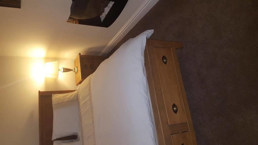 Roosecote Guest House Barrow-in-Furness Exteriör bild